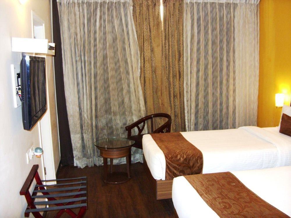 آغْرا Mango Hotels, Samed Agra المظهر الخارجي الصورة