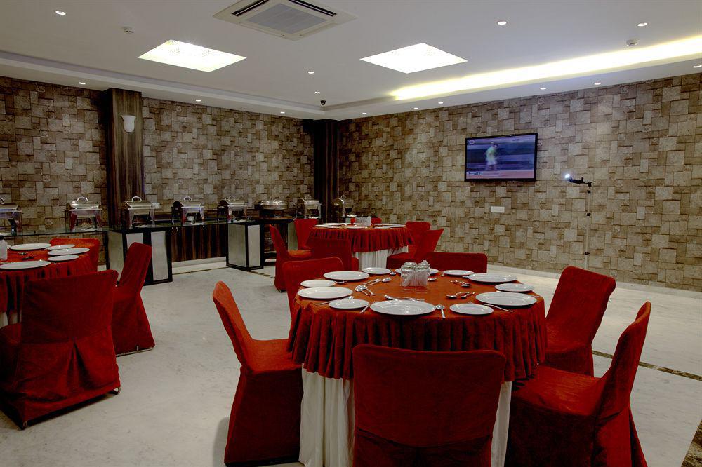 آغْرا Mango Hotels, Samed Agra المظهر الخارجي الصورة